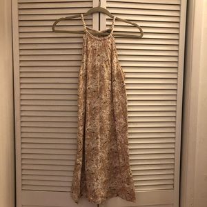 Neutral linen Tommy Bahama dress